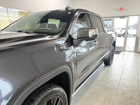 Used 2022 GMC Sierra 1500 Denali w/ Technology Package image 8