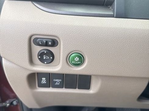 Used 2018 Honda Ridgeline RTL image 8