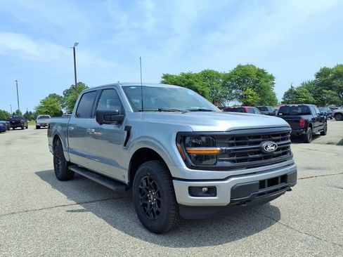 Used 2026 Ford F150 XLT w/ Equipment Group 302A MID AWD/4WD image 3