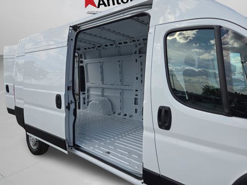 New 2026 RAM ProMaster 2500 FWD image 28