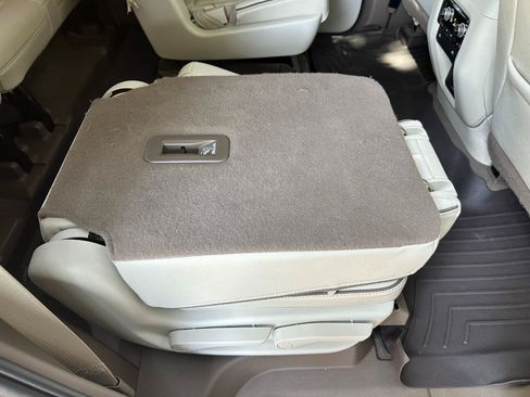 Used 2022 GMC Yukon Denali RWD image 29