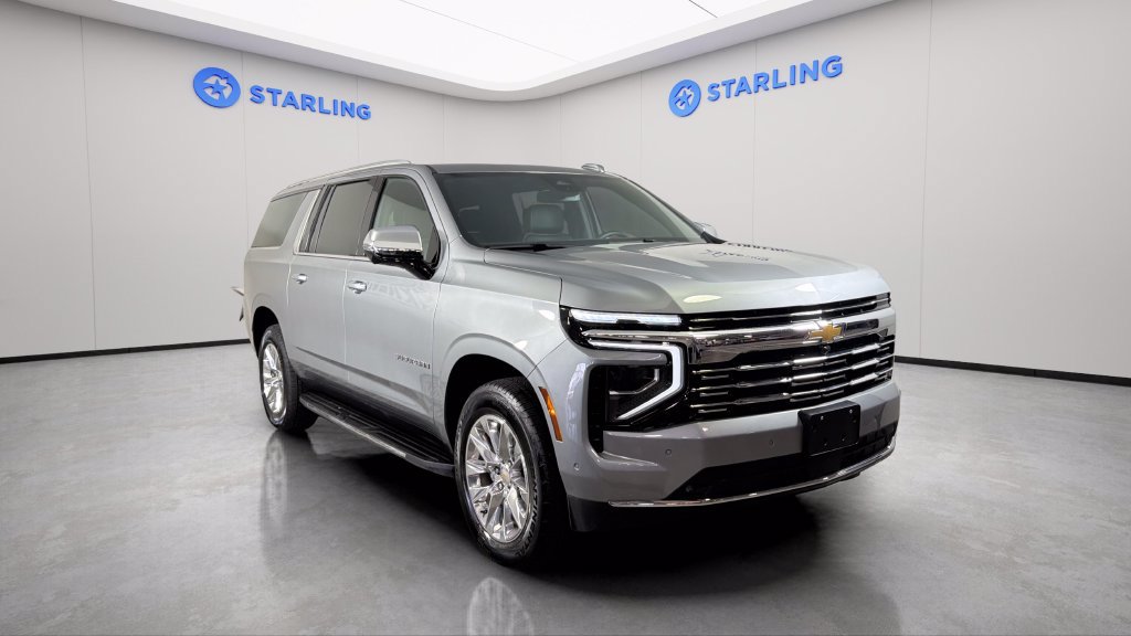 Used 2025 Chevrolet Suburban Premier RWD image 15