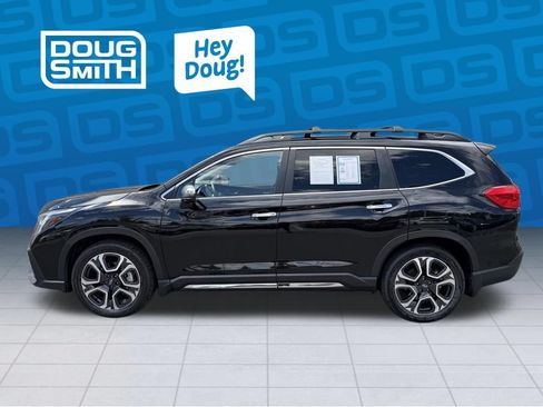 Used 2023 Subaru Ascent Touring AWD/4WD image 2