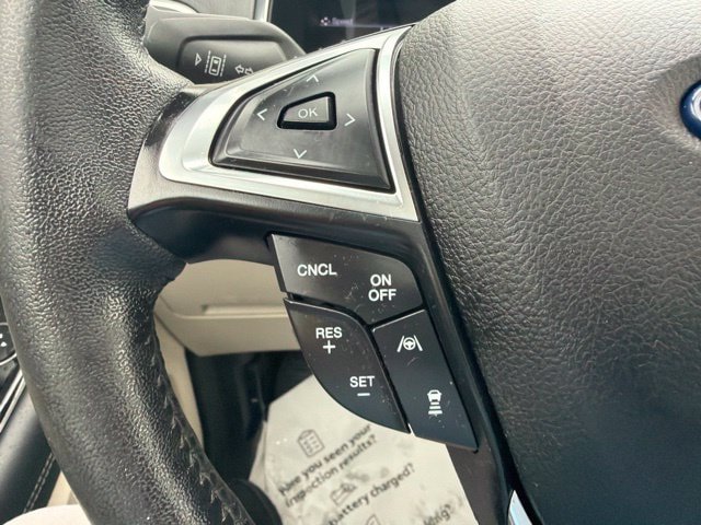 Used 2020 Ford Edge Titanium AWD/4WD image 21