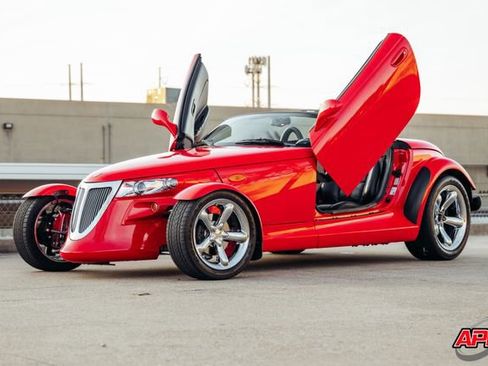 Used 2000 Plymouth Prowler image 37