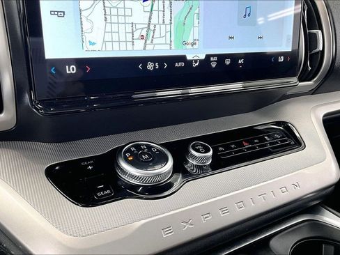 Certified 2025 Ford Expedition Max Active AWD/4WD image 32