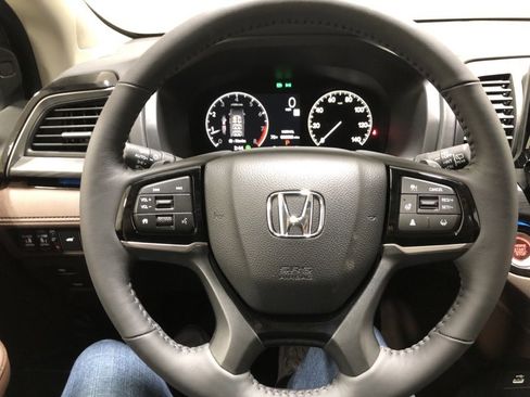 Used 2026 Honda Odyssey Elite image 28