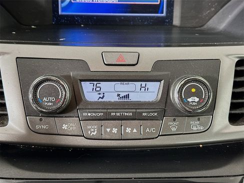 Used 2016 Honda Odyssey SE image 15