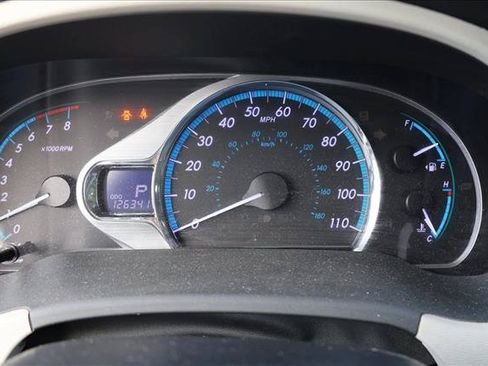Used 2012 Toyota Sienna XLE FWD image 13