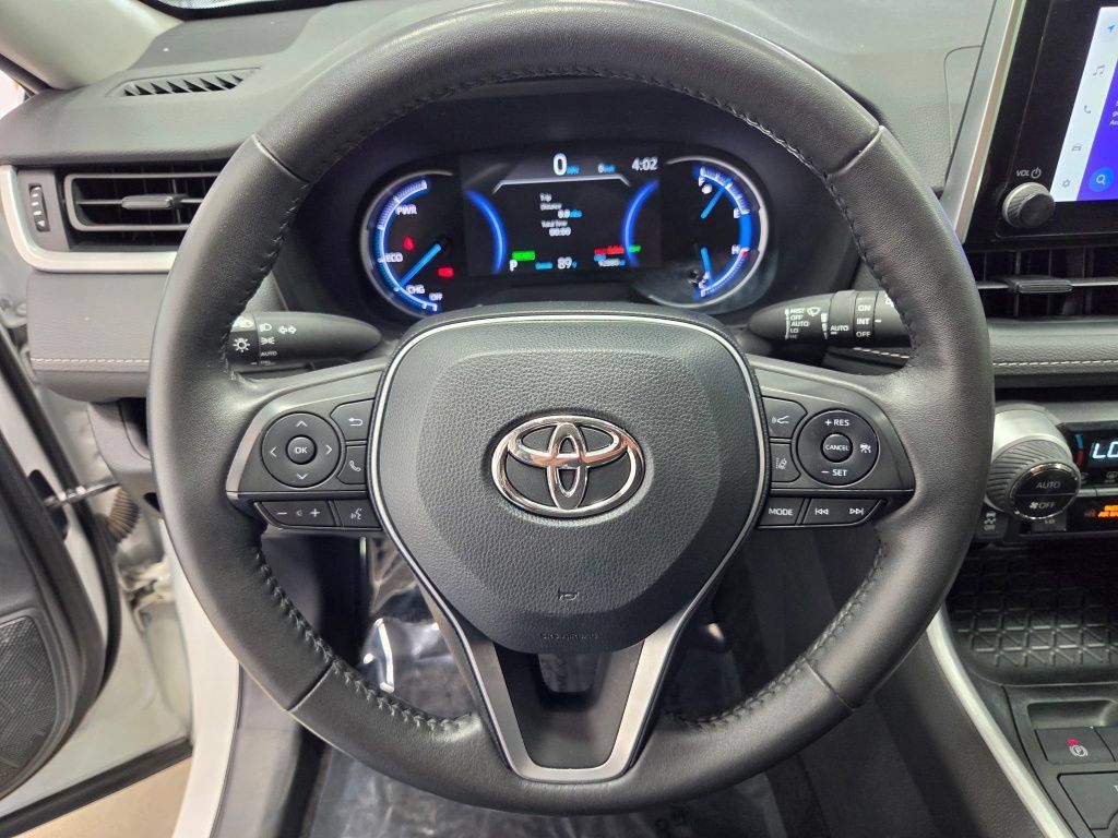 Used 2024 Toyota RAV4 XLE w/ Convenience Package AWD/4WD image 23