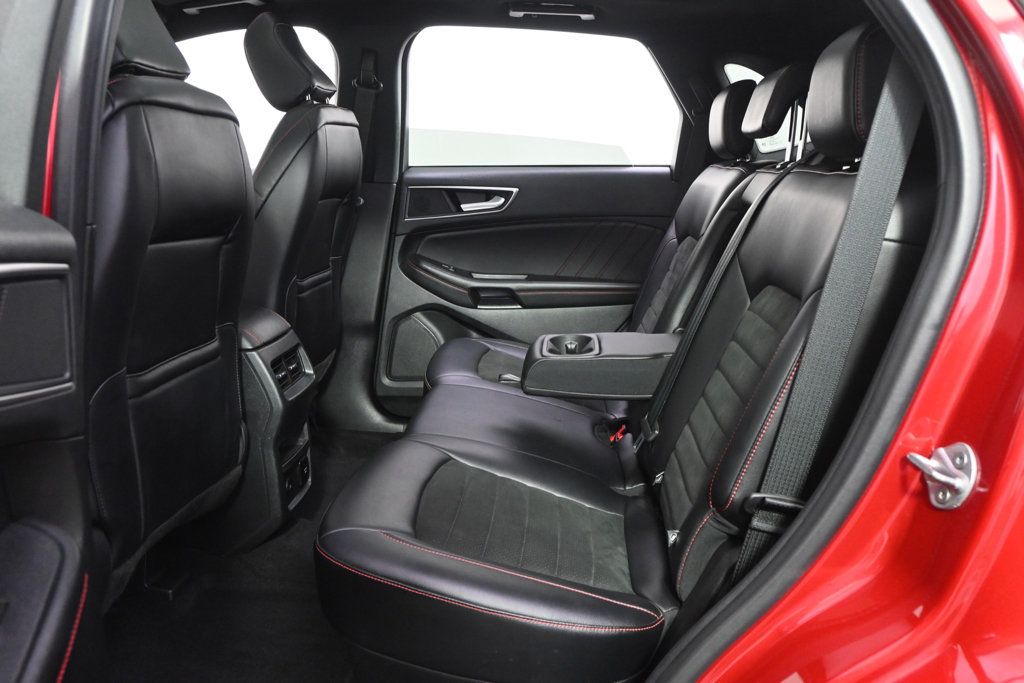 Used 2023 Ford Edge ST-Line AWD/4WD image 21