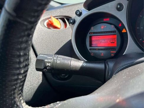 Used 2018 Nissan 370Z Coupe RWD image 19