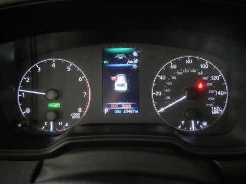 Used 2024 Toyota Corolla Cross AWD Hybrid image 21