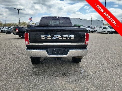 Used 2017 RAM 2500 Limited AWD/4WD image 4