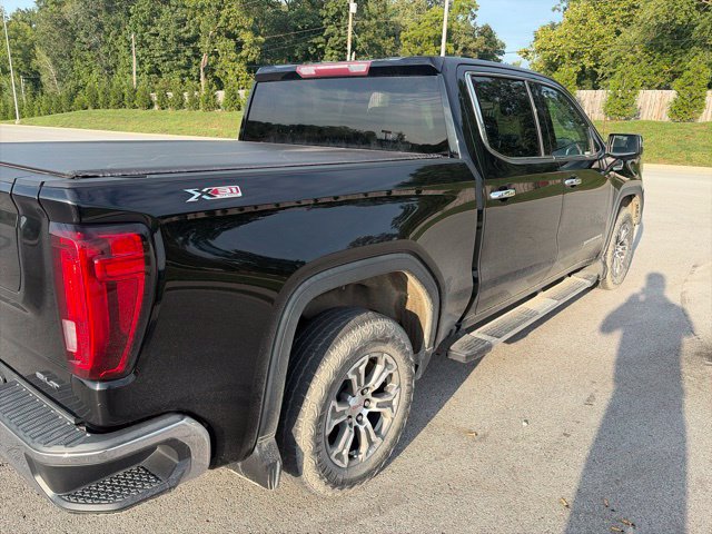 Used 2019 GMC Sierra 1500 SLT w/ X31 Off-Road Package AWD/4WD image 2