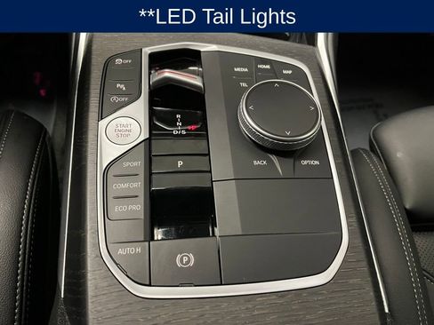 Used 2023 BMW 330i xDrive Sedan AWD/4WD image 12