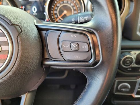 Used 2021 Jeep Gladiator Sport image 30