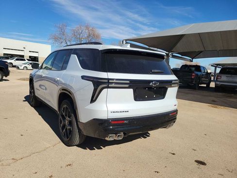 New 2026 Chevrolet Traverse RS FWD image 12