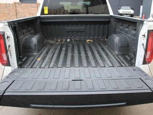 Certified 2024 GMC Sierra 1500 SLT image 28