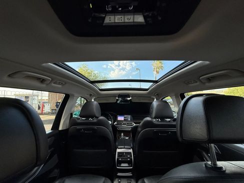 Used 2020 BMW X7 xDrive40i w/ Cold Weather Package AWD/4WD image 59