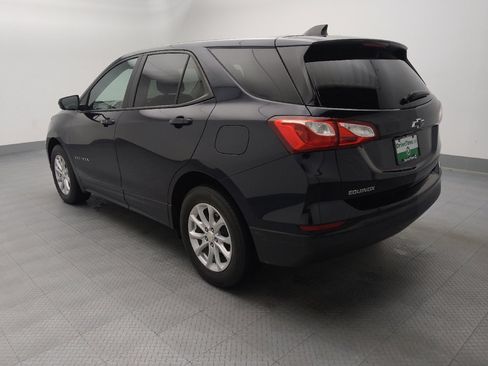 Used 2020 Chevrolet Equinox LS w/ LS Convenience Package FWD image 3