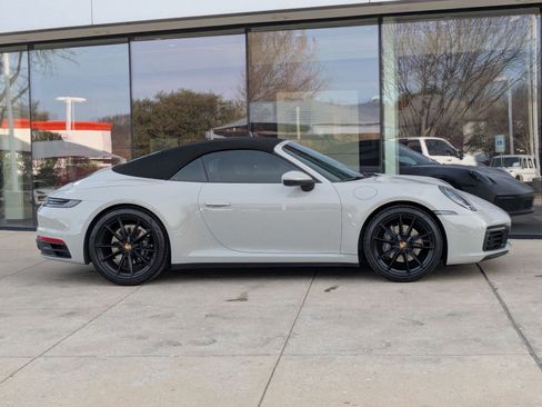 Certified 2022 Porsche 911 Carrera image 8