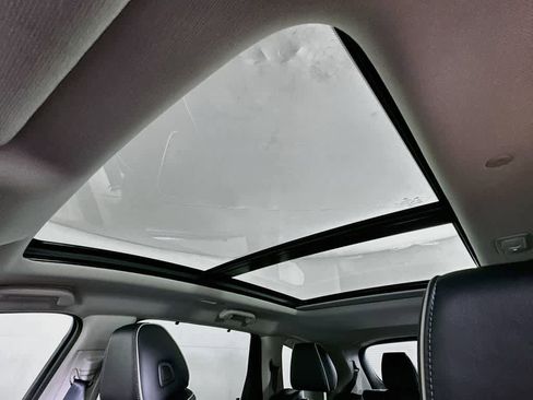 Used 2023 Acura MDX SH-AWD w/ Advance Package image 32