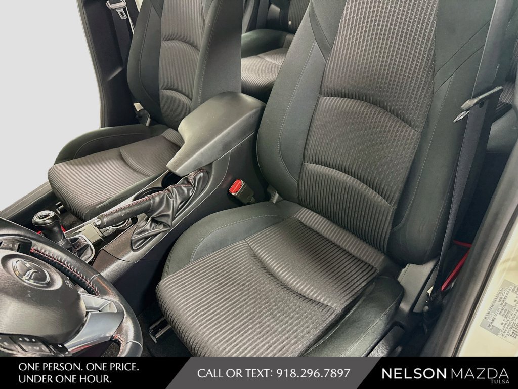 Used 2015 MAZDA MAZDA3 i Touring FWD image 20