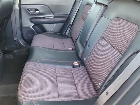 Used 2025 Nissan Kicks SR image 23