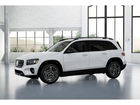 Used 2026 Mercedes-Benz GLB 250 4MATIC image 37