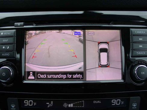 Used 2018 Nissan Rogue SL image 13