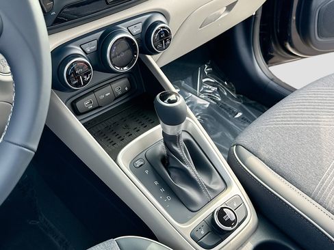 New 2026 Hyundai Venue SEL image 11