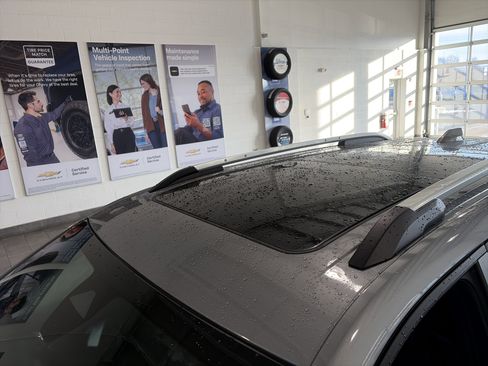 New 2026 Chevrolet Equinox LT w/ Convenience Package II image 11