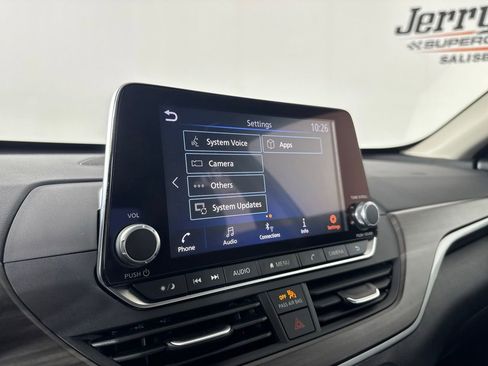 Used 2025 Nissan Altima 2.5 SV FWD image 22
