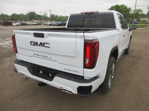 New 2026 GMC Sierra 1500 Denali Ultimate AWD/4WD image 5
