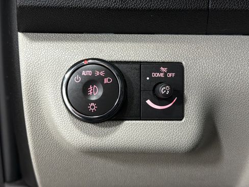 Used 2012 GMC Acadia Denali image 19