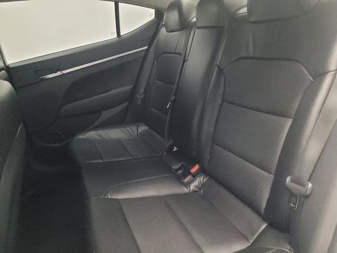 Used 2020 Hyundai Elantra SE w/ Cargo Package (C1) image 18