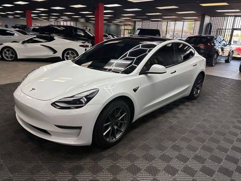 Used 2023 Tesla Model 3 Standard Range RWD image 6