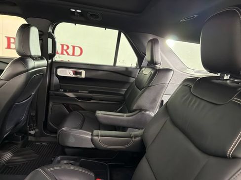 Used 2020 Ford Explorer ST w/ ST Street Pack AWD/4WD image 13