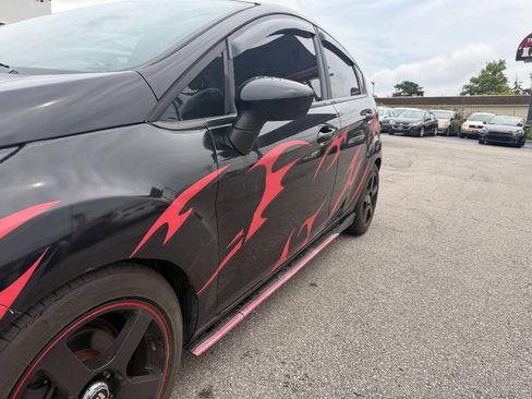 Used 2019 Ford Fiesta SE w/ Equipment Group 201A FWD image 15