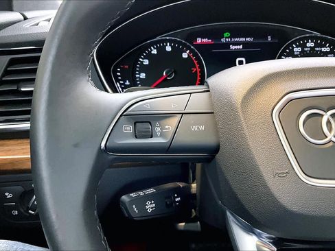 Certified 2023 Audi Q5 2.0T Premium w/ Convenience Package image 23