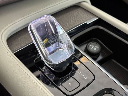 Certified 2023 Volvo XC90 T8 Ultimate w/ Protection Package Premier AWD/4WD image 27