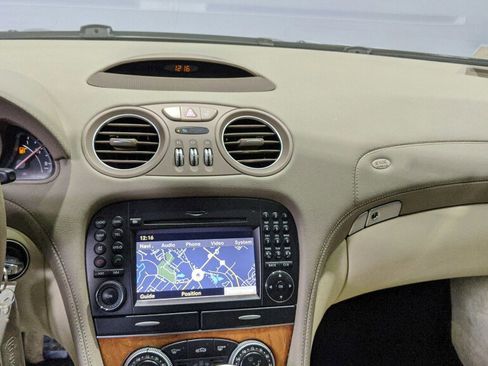 Used 2009 Mercedes-Benz SL 550 SL 550 image 18