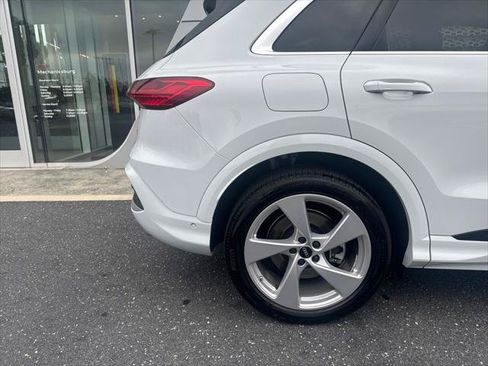 Used 2025 Audi Q5 Prestige AWD/4WD image 5