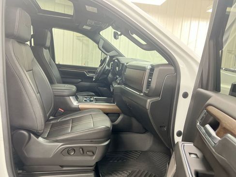 Used 2024 Chevrolet Silverado 3500 High Country w/ High Country Premium Package AWD/4WD image 26