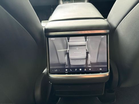 Used 2023 Tesla Model X AWD/4WD image 7