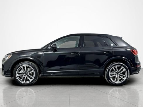 Used 2025 Audi Q3 2.0T Premium image 2