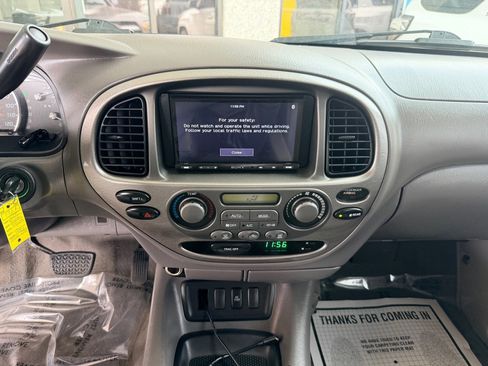 Used 2005 Toyota Sequoia Limited image 11