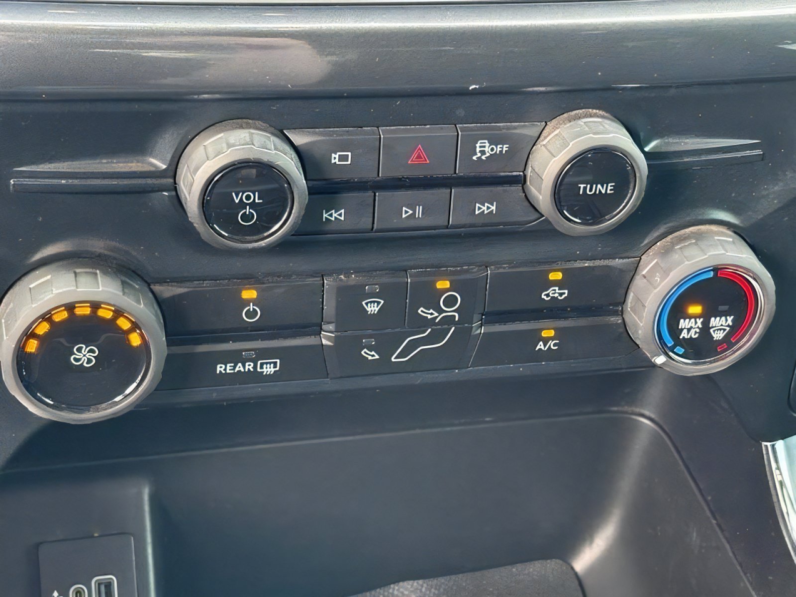 Used 2025 Ford F150 STX w/ Equipment Group 200A AWD/4WD image 27