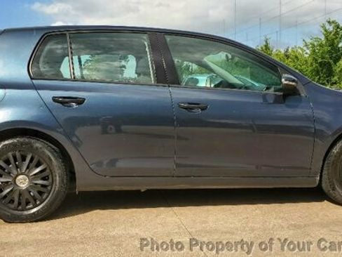 Used 2013 Volkswagen Golf 4-Door image 10